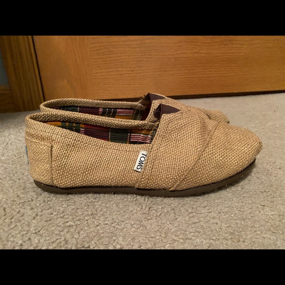 Toms shoes